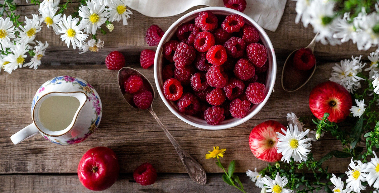 Red Raspberries: Nutrition Facts, Benefits